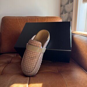 SRGN Studios Men's Woven Loafer